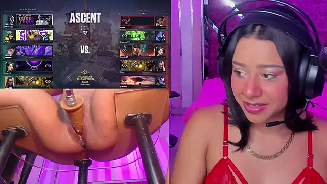 Snapshot of Gina_Kurt chatting on September 25, 2025, 3:45 am Gina Kurt online show from September 25, 2025, 3:45 am