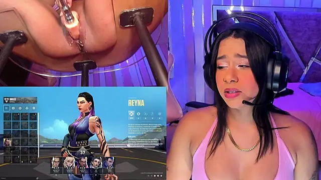 Snapshot of Gina_Kurt chatting on November 15, 2025, 3:54 am Gina Kurt online show from November 15, 2025, 3:54 am