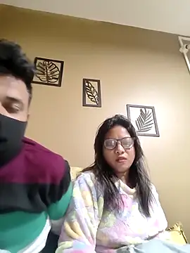 Snapshot of hornyzinia123 chatting on December 20, 2025, 6:00 pm hornyzinia123 online show from December 20, 2025, 6:00 pm