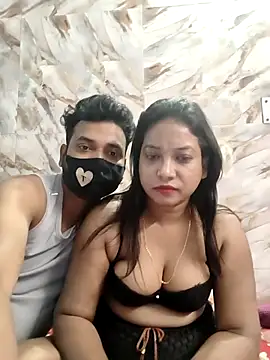 Snapshot of hornyzinia123 chatting on December 19, 2025, 3:10 am hornyzinia123 online show from December 19, 2025, 3:10 am