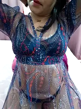 Snapshot of Aavya_007 chatting on December 5, 2025, 4:44 am Aavya 007 online show from December 5, 2025, 4:44 am