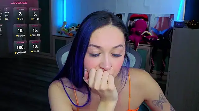 Im suka online show from December 17, 2025, 4:28 am