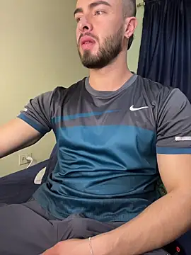 MaxDell online show from December 17, 2025, 5:12 am