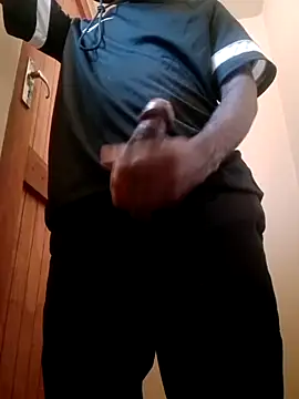 Snapshot of dickcurved38 chatting on February 17, 2026, 10:23 am dickcurved38 online show from February 17, 2026, 10:23 am