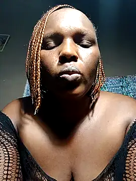 Snapshot of khetyvile chatting on April 29, 2026, 10:27 pm khetyvile online show from April 29, 2026, 10:27 pm
