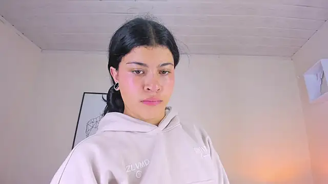 Snapshot of LusyKitty chatting on November 11, 2025, 4:02 pm LusyKitty online show from November 11, 2025, 4:02 pm