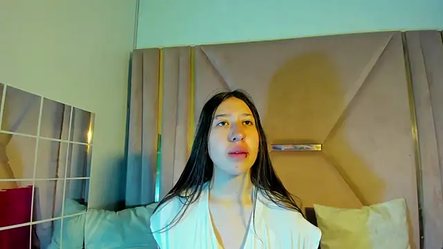 Snapshot of venusmorgan chatting on September 15, 2025, 3:34 pm venusmorgan online show from September 15, 2025, 3:34 pm