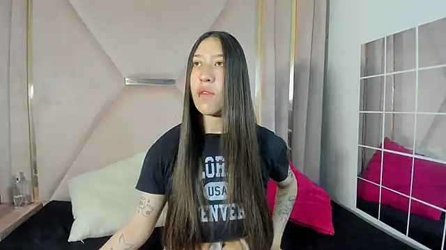 Snapshot of venusmorgan chatting on September 23, 2025, 3:19 pm venusmorgan online show from September 23, 2025, 3:19 pm