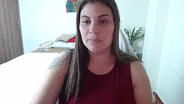 Snapshot of Secret_Bella chatting on December 4, 2025, 9:58 pm Secret Bella online show from December 4, 2025, 9:58 pm