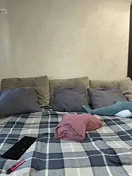 Hera Mark online show from March 29, 2026, 4:47 am