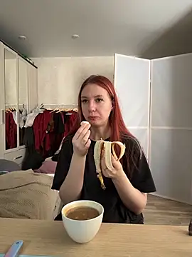 Hera Mark online show from March 3, 2026, 5:03 am