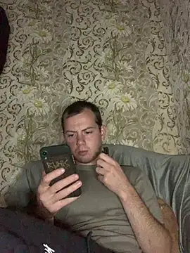 Snapshot of sal0mka chatting on October 4, 2025, 8:10 pm sal0mka online show from October 4, 2025, 8:10 pm