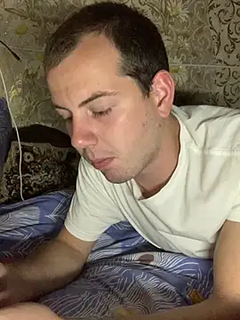 Snapshot of sal0mka chatting on October 2, 2025, 8:12 pm sal0mka online show from October 2, 2025, 8:12 pm