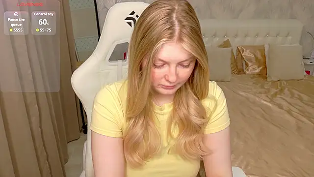 AmeliaDiamond online show from March 31, 2026, 12:34 am