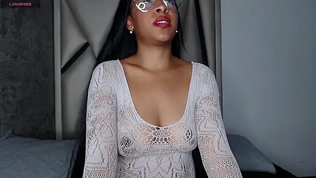 Snapshot of Euphoria_07 chatting on December 14, 2025, 4:08 am Euphoria 07 online show from December 14, 2025, 4:08 am