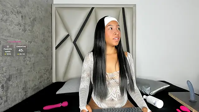 Snapshot of Euphoria_07 chatting on September 14, 2025, 4:02 am Euphoria 07 online show from September 14, 2025, 4:02 am