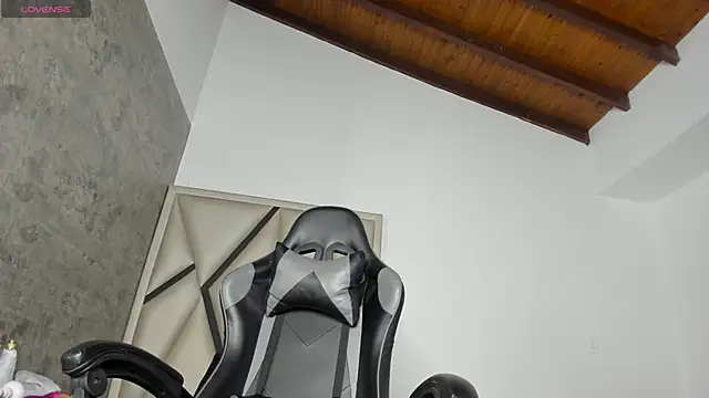 Snapshot of Euphoria_07 chatting on November 29, 2025, 3:39 am Euphoria 07 online show from November 29, 2025, 3:39 am