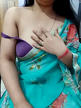 Snapshot of roshni_agrawal0 chatting on October 22, 2025, 4:28 pm roshni agrawal0 online show from October 22, 2025, 4:28 pm