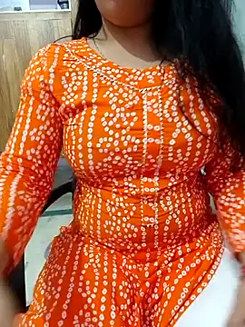 Snapshot of roshni_agrawal0 chatting on October 26, 2025, 7:53 am roshni agrawal0 online show from October 26, 2025, 7:53 am