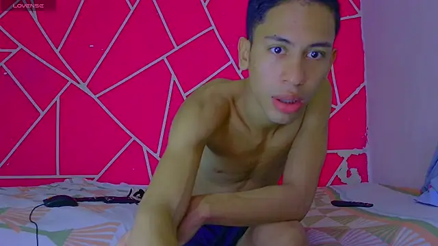 Snapshot of dylan_apol0 chatting on December 17, 2025, 4:28 am dylan apol0 online show from December 17, 2025, 4:28 am