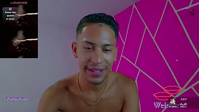 Snapshot of dylan_apol0 chatting on November 30, 2025, 12:00 am dylan apol0 online show from November 30, 2025, 12:00 am