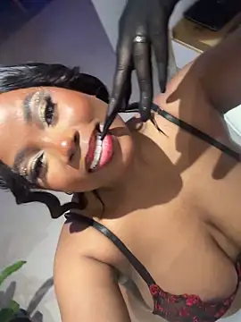 Snapshot of Elie-3 chatting on February 7, 2026, 3:03 am Elie-3 online show from February 7, 2026, 3:03 am