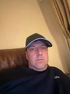 Snapshot of Eddiejeff chatting on April 7, 2026, 10:44 pm Eddiejeff online show from April 7, 2026, 10:44 pm