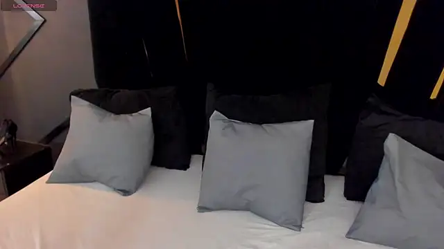 Snapshot of arisha_williams chatting on September 9, 2025, 6:17 pm arisha williams online show from September 9, 2025, 6:17 pm