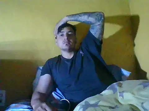 Snapshot of RVJM chatting on October 26, 2025, 3:18 am RVJM online show from October 26, 2025, 3:18 am