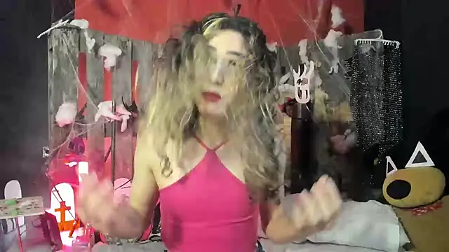 Snapshot of Luigi_Morgan chatting on November 3, 2025, 7:06 pm Luigi Morgan online show from November 3, 2025, 7:06 pm