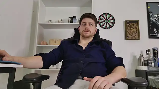 aaron nvk online show from November 18, 2025, 8:56 pm