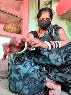 Falguni Desai online show from December 18, 2025, 7:13 am