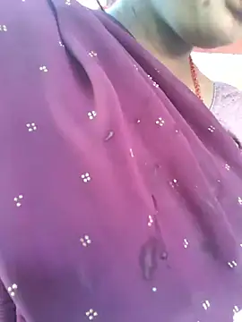 Snapshot of Falguni_Desai chatting on May 31, 2026, 6:19 am Falguni Desai online show from May 31, 2026, 6:19 am