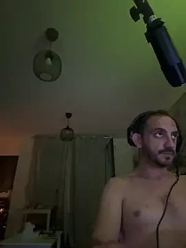 goncas23 online show from May 26, 2026, 12:42 am