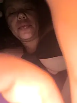 Snapshot of jojo_surfistinha89 chatting on November 1, 2025, 4:30 am jojo surfistinha89 online show from November 1, 2025, 4:30 am