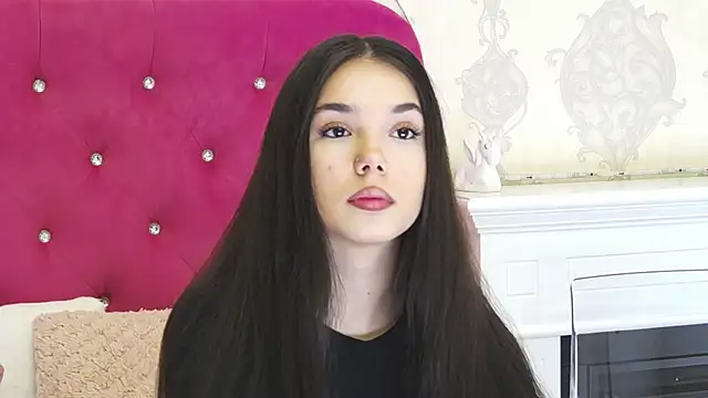 Snapshot of AlexisDevine chatting on November 23, 2025, 5:17 am AlexisDevine online show from November 23, 2025, 5:17 am