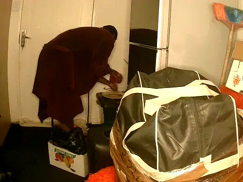 ALICIA X98 online show from November 7, 2025, 12:42 pm