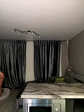 Snapshot of Elizebeth_Parker chatting on January 8, 2026, 10:16 pm Elizebeth Parker online show from January 8, 2026, 10:16 pm