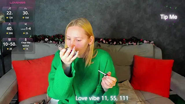 Snapshot of Anna_Chelsea chatting on January 16, 2026, 12:25 am Anna Chelsea online show from January 16, 2026, 12:25 am