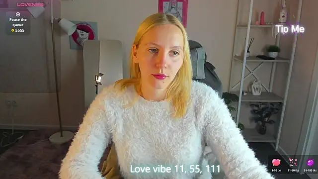 Snapshot of Anna_Chelsea chatting on February 6, 2026, 12:17 am Anna Chelsea online show from February 6, 2026, 12:17 am