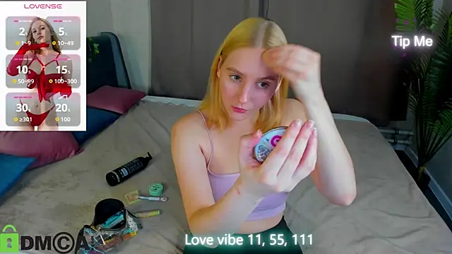 Snapshot of Anna_Chelsea chatting on November 22, 2025, 12:10 am Anna Chelsea online show from November 22, 2025, 12:10 am