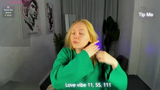 Snapshot of Anna_Chelsea chatting on January 15, 2026, 12:58 am Anna Chelsea online show from January 15, 2026, 12:58 am