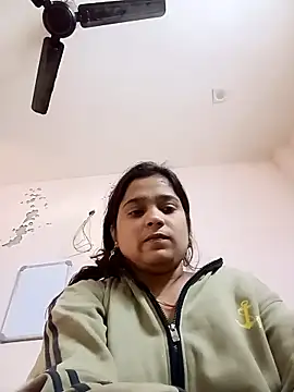 Snapshot of Trisha_71 chatting on December 1, 2025, 8:15 am Trisha 71 online show from December 1, 2025, 8:15 am