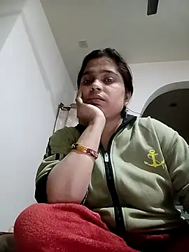 Snapshot of Trisha_71 chatting on November 26, 2025, 4:40 pm Trisha 71 online show from November 26, 2025, 4:40 pm