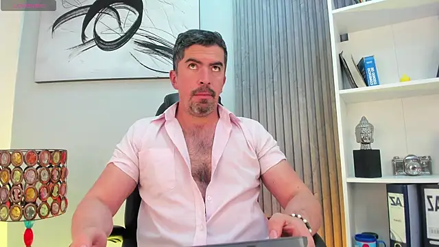 Snapshot of JuanKFit_45 chatting on July 22, 2026, 4:36 am JuanKFit 45 online show from July 22, 2026, 4:36 am