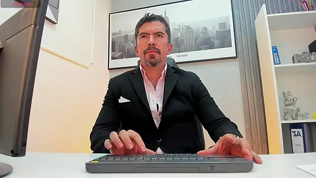 Snapshot of JuanKFit_45 chatting on July 30, 2026, 4:44 am JuanKFit 45 online show from July 30, 2026, 4:44 am