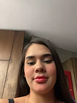 Snapshot of BellaLeclair chatting on October 23, 2025, 3:10 pm BellaLeclair online show from October 23, 2025, 3:10 pm