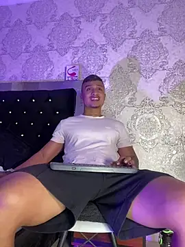 ThiagoBlaze online show from March 5, 2026, 1:57 am