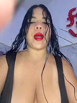 Yemaly Lee online show from April 6, 2026, 3:13 am