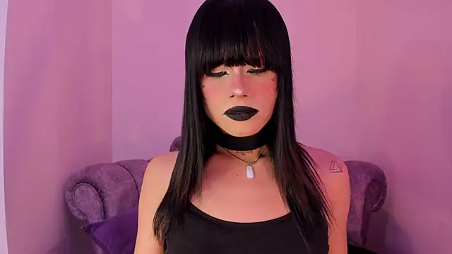 Snapshot of NATASHAA_WINZ chatting on November 18, 2025, 8:17 am NATASHAA WINZ online show from November 18, 2025, 8:17 am